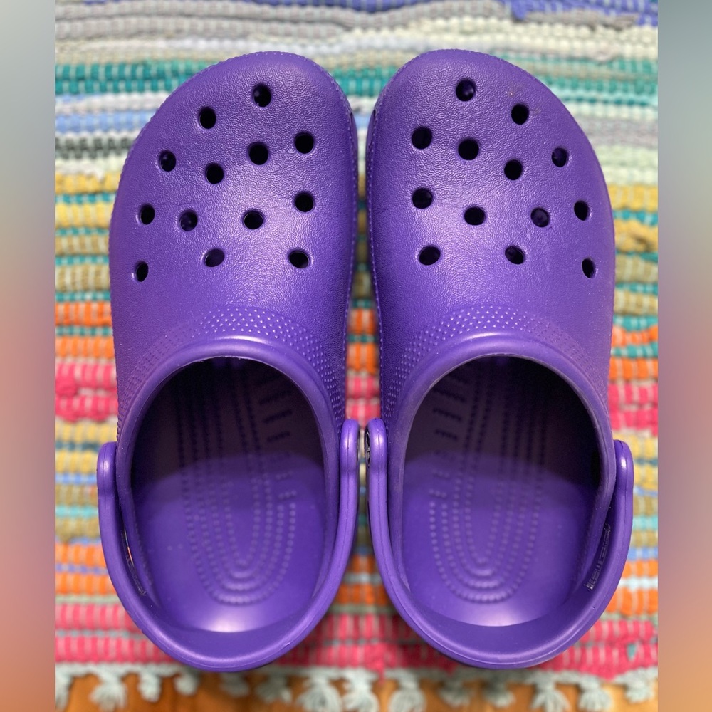 Wore 1x - Dark purple crocs woman’s size 8 *Price Firm*